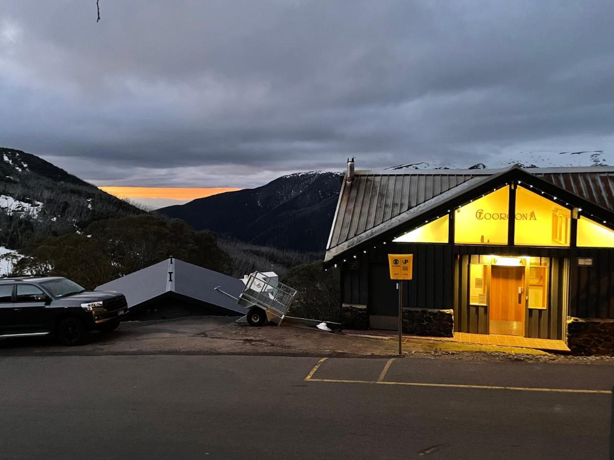 Cooroona Alpine Lodge Falls Creek Buitenkant foto