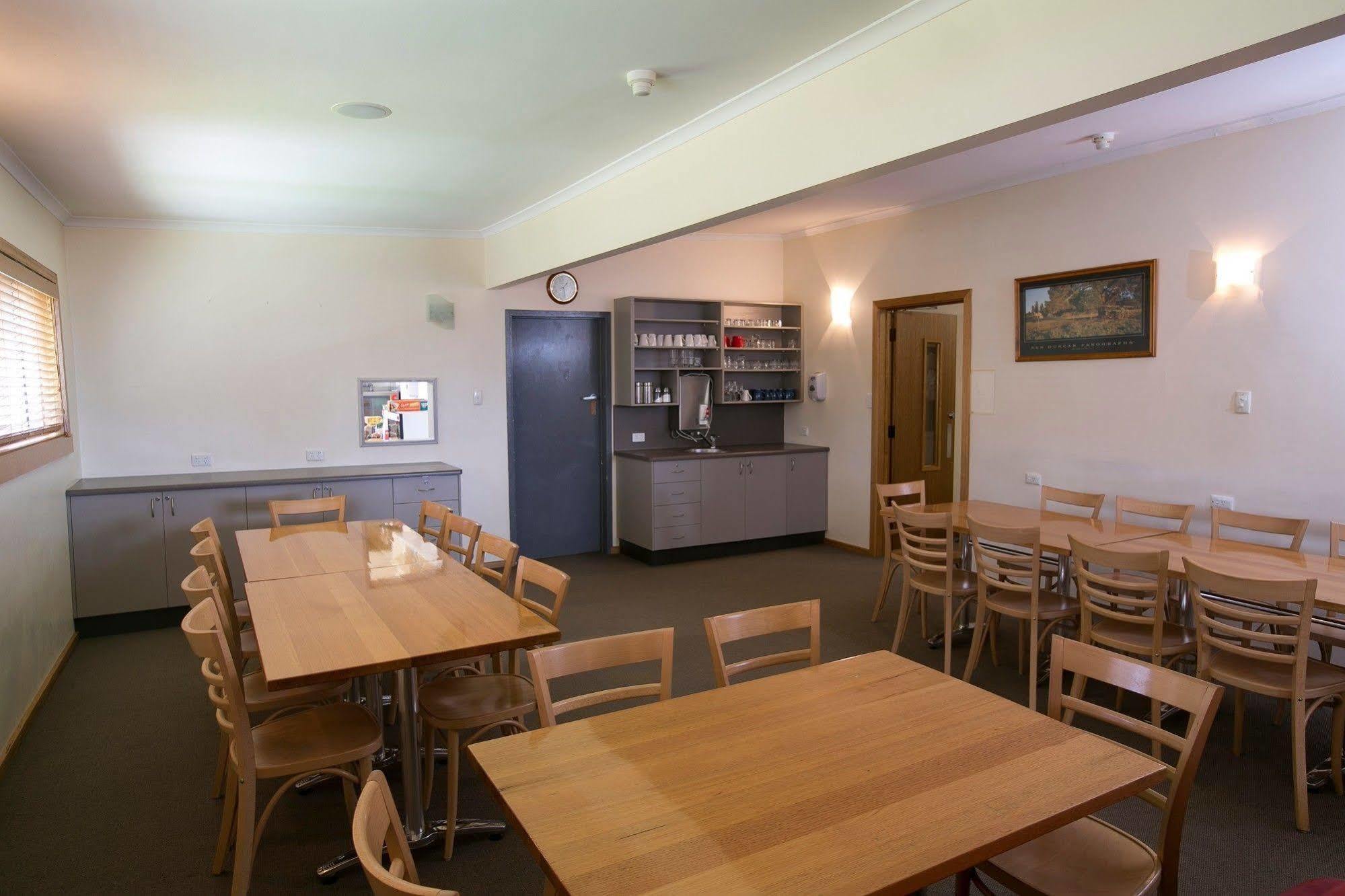 Cooroona Alpine Lodge Falls Creek Buitenkant foto