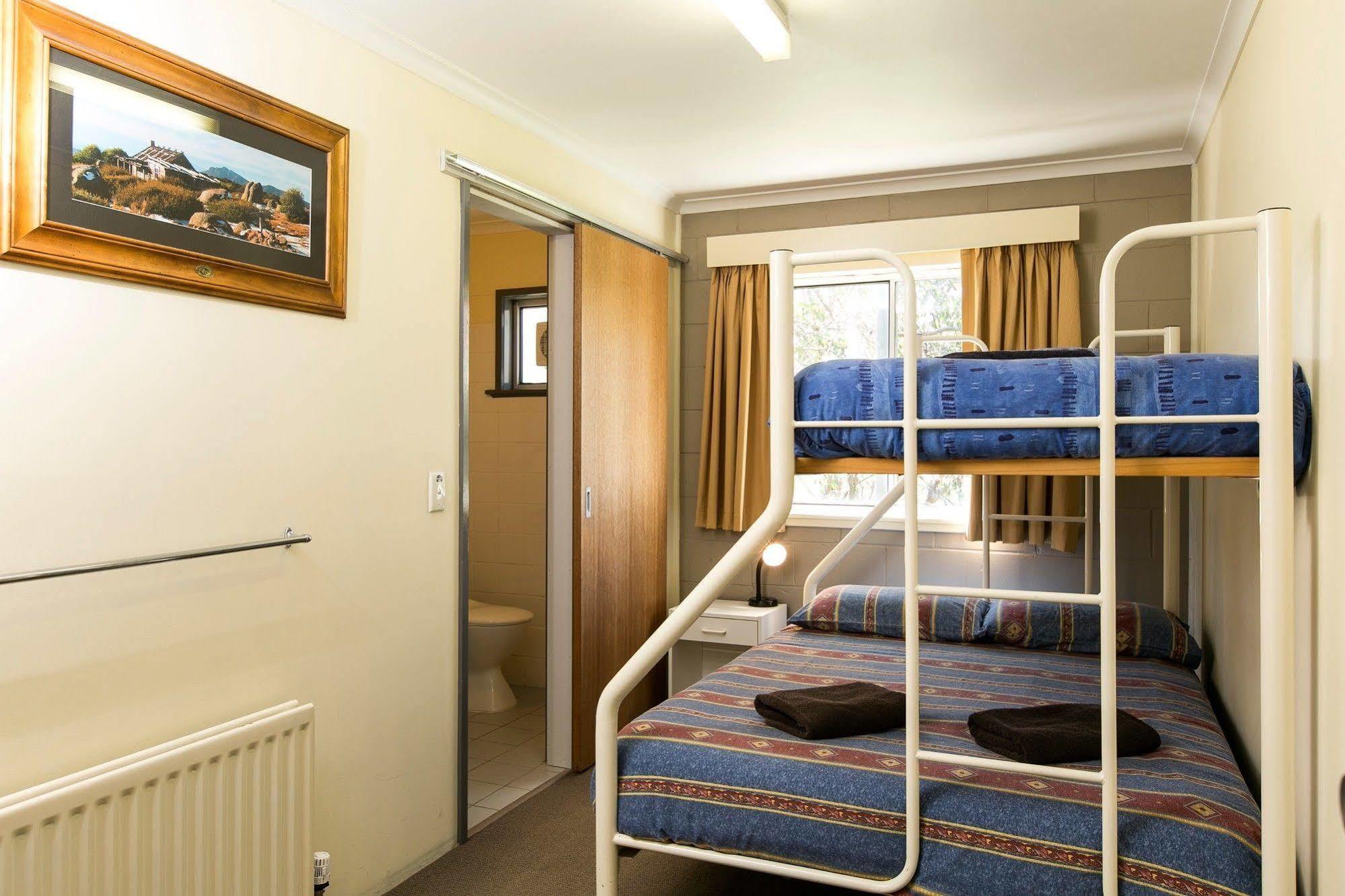 Cooroona Alpine Lodge Falls Creek Buitenkant foto